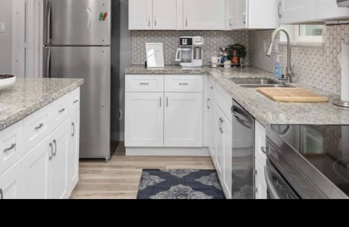 Northside House | Hot Tub!!! North Houston LCG