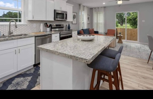 Northside House | Hot Tub!!! North Houston LCG