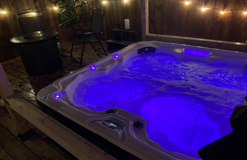 Lewisporte House | Hot tub Oasis located in Lewisporte, NL