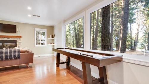 McKinney Estates House | Hot Tub Sauna Game Room Modern 5BDR Family Cabin Homewood by AvantStay