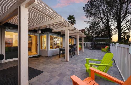 Poway House | Hot Tub with A View and Large Back Deck & Game Room