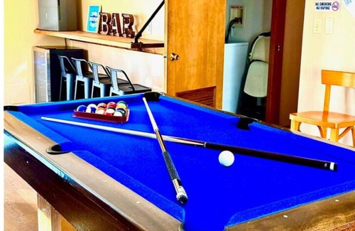 Albrightsville Apartment | Hot Tub with Views Game Room Fire Pit