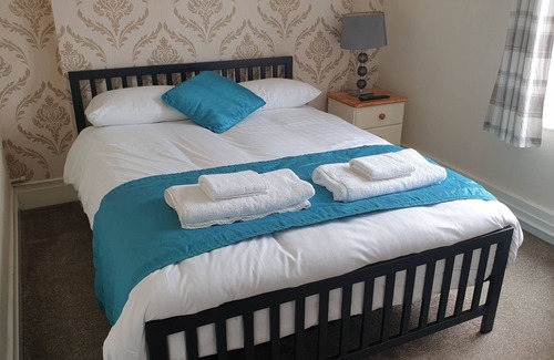 Bispham Bed & Breakfast | Hotel 242