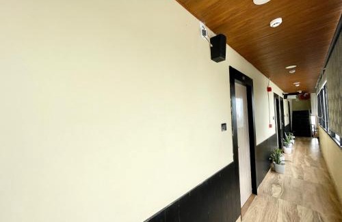 Puri Hotel | Hotel A ONE pride ! Puri fully-air-conditioned-hotel near-sea-beach-&-temple with-lift-and-parking-facility restaurant-availability - 3