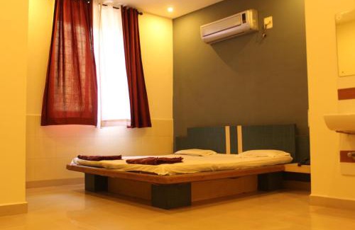 Ratnagiri Hotel | Hotel Abhiraj
