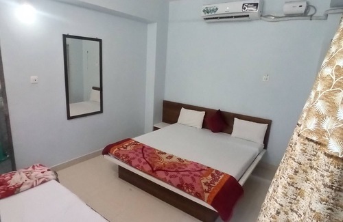 Shani Shingnapur Hotel | Hotel adiraj palace and lodging