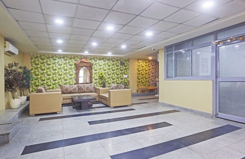 Dwarka Hotel | Hotel Aerostar Gold Near Yashobhoomi