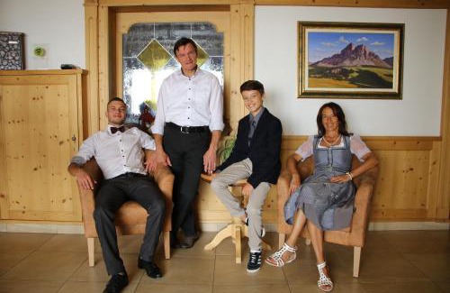 San Genesio Hotel | Hotel Alpenrose Dolomites