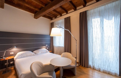 Ferrara Hotel | Hotel Annunziata
