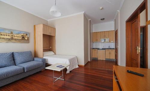 Pontevedra Hotel | Hotel Apartamentos Dabarca