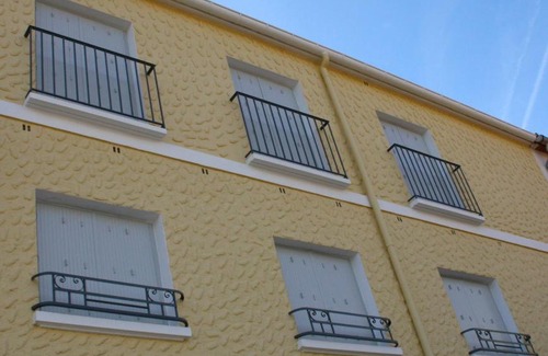 Cerbere Hotel | Hotel Arago