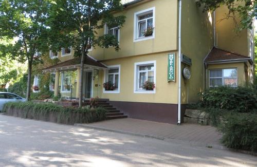 Tata Hotel | Hotel Arnold