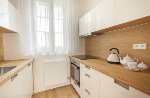 Mala Strana Hotel | Hotel At the White Lily