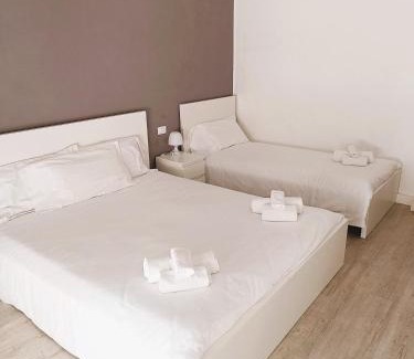 Pietra Ligure Hotel | Hotel Bacco Rooms and Breakfast