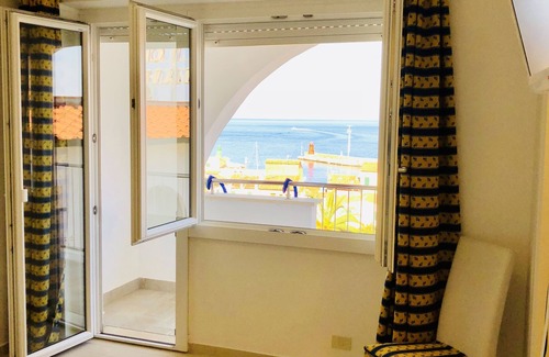 Giglio Porto Hotel | Hotel Bahamas