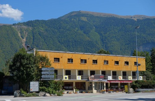 Le Bourg-d'Oisans Hotel | Hotel Belledonne