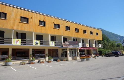 Le Bourg-d'Oisans Hotel | Hotel Belledonne