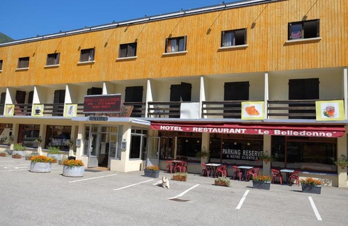 Le Bourg-d'Oisans Hotel | Hotel Belledonne