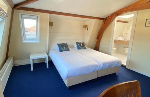 Delft Hotel | Hotel Bridges House - Delft City Centre
