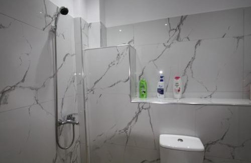 Berat Hotel | Hotel Buzi Berat