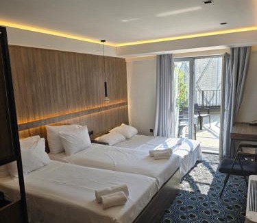 Bisce Polje Hotel | Hotel Carpe Diem