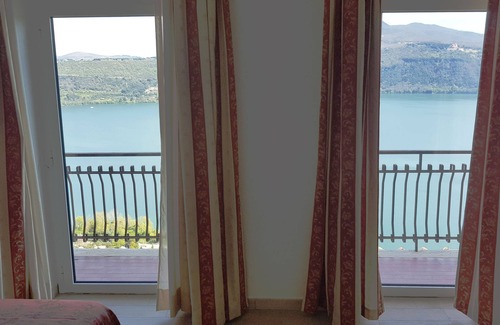 Castel Gandolfo Hotel | Hotel Castelgandolfo