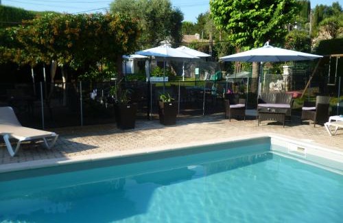 Vence Hotel | Hotel Cayrons Vence & St Paul de Vence