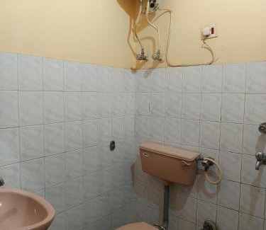 Paharganj Hotel | Hotel City - Near New Delhi Railway Station and Walk in RK Ashram Metro Station