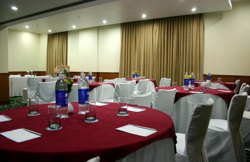 Pitampura Hotel | Hotel City Park