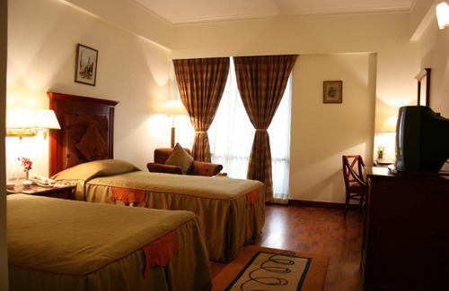 Pitampura Hotel | Hotel City Park