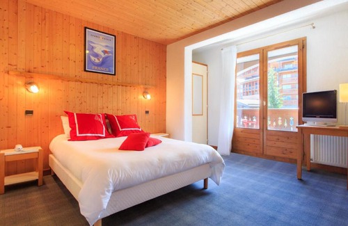 Courchevel Hotel | Hotel Club Blanche Neige