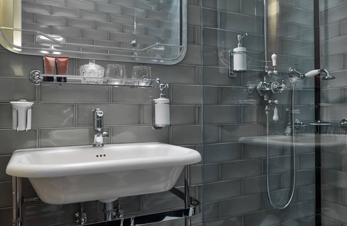 Inner City Budapest Hotel | Hotel Collect – Adults Only
