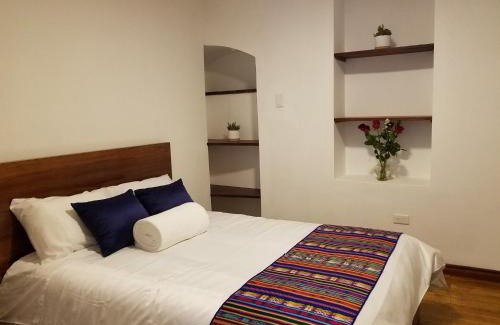 Quito Historic Center Hotel | Hotel Colonial - Casa Francisco