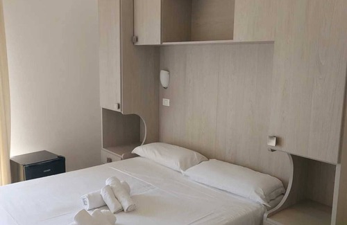 Cagnona House | Hotel Concorde* directly on the sea with breakfast included