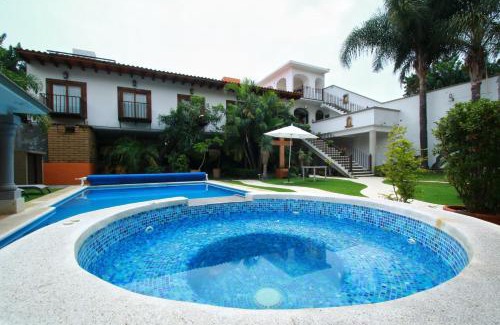 San Miguel Hotel | Hotel Concierge Flor y Canto