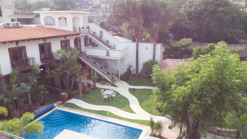 San Miguel Hotel | Hotel Concierge Flor y Canto