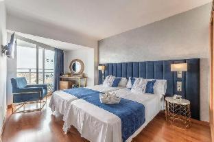 Torremolinos City Centre Hotel | Hotel Costa Málaga - Adults Recommended - by Pierre & Vacances
