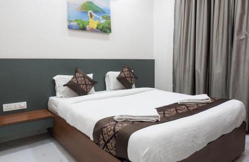 Shirdi Hotel | Hotel D Square