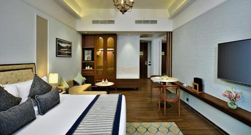 New Delhi Hotel | Hotel De Infinity Near IGI Airport