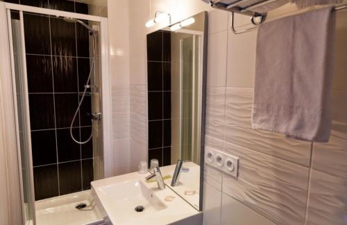 Quimper Hotel | Hotel De La Gare