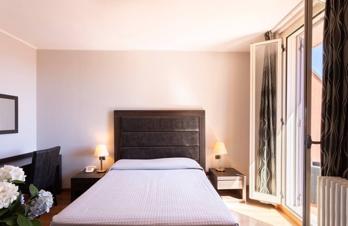 Angera Hotel | Hotel dei Tigli