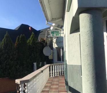 Mukachevo Hotel | Hotel Delfin