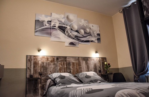 Villeneuve-sur-Lot Hotel | Hotel des Remparts