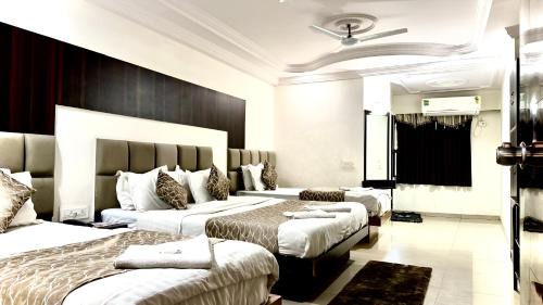Ahmedabad Hotel | Hotel Dev Palace