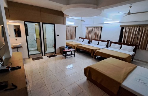 Trimbak Hotel | Hotel Dhruv Palace