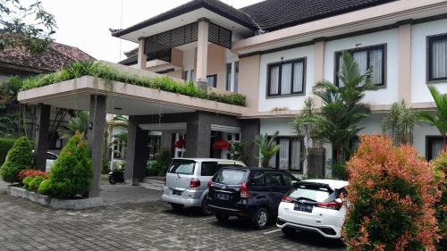 Mengwi Hotel | Hotel Dhyana Pura