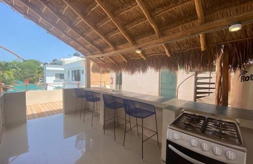 Downtown Cancun Hotel | Hotel downtown Cancun, great location! Private room.