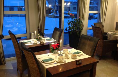 Buetgenbach Hotel | Hotel Eifelland