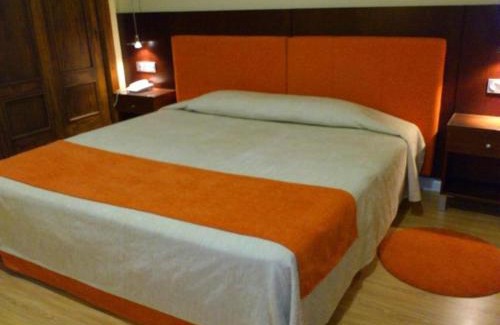 Puente Genil Hotel | Hotel El Carmen