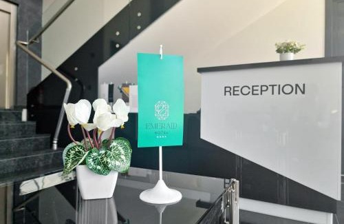 Bisce Polje Hotel | Hotel Emerald